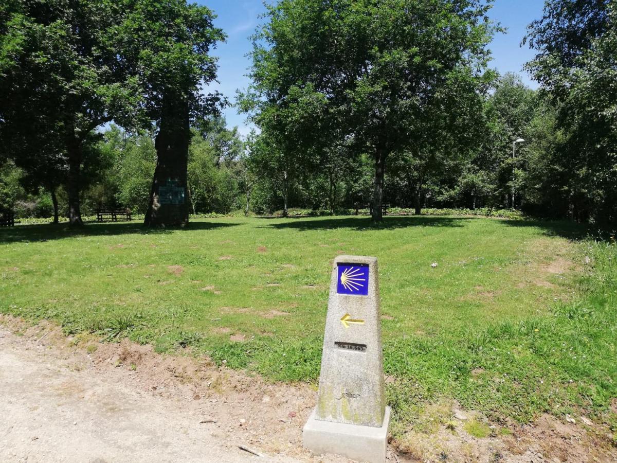 Albergue Camino Real Sigueiro Dış mekan fotoğraf